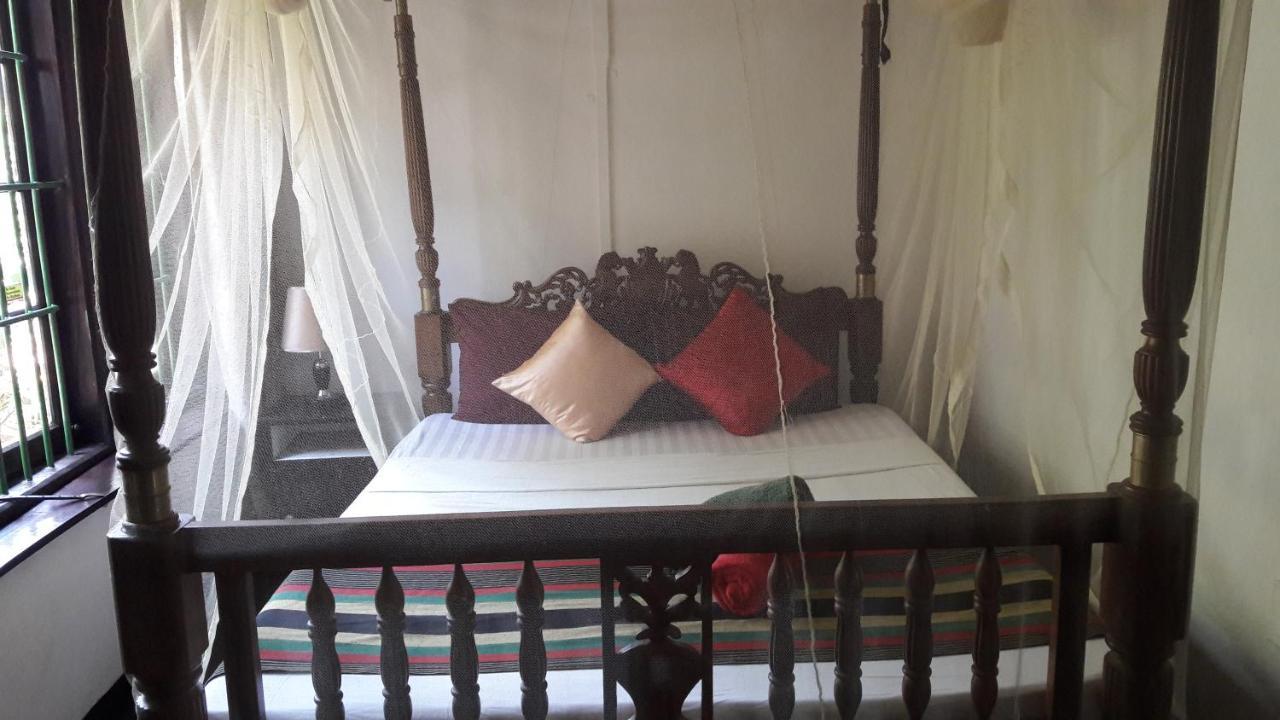 Traditional Kandyan House Extérieur photo