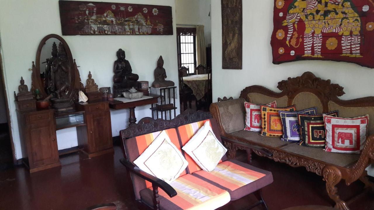 Traditional Kandyan House Extérieur photo